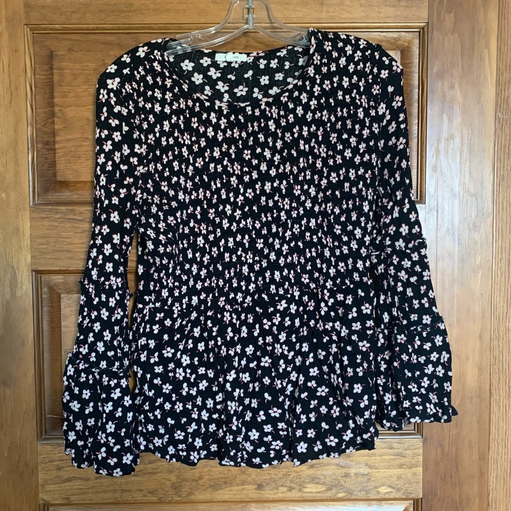 Spring Flowy Bell Sleeve Flower Pattern Blouse Top